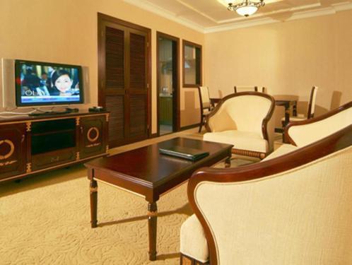 Leading Noble & 4* Shanghai